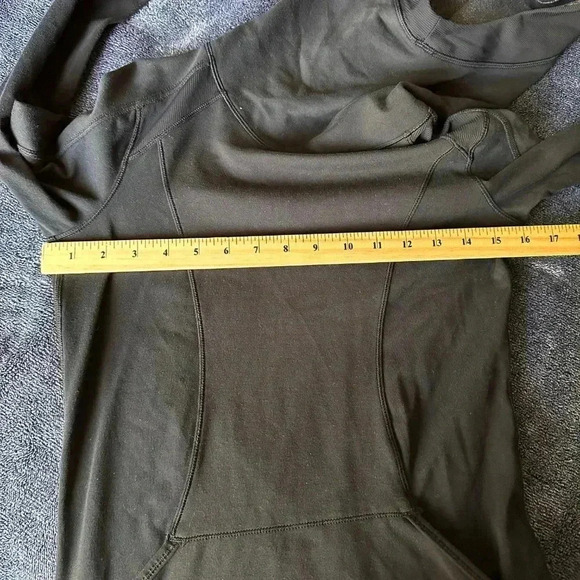 Lululemon Hooded Long Sleeve size 4 - Picture 5 of 6